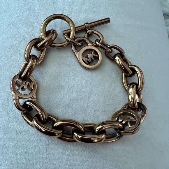 Michael Kors Chunky Rose Gold-Tone Logo Chain Bracelet - Picture 1 of 3